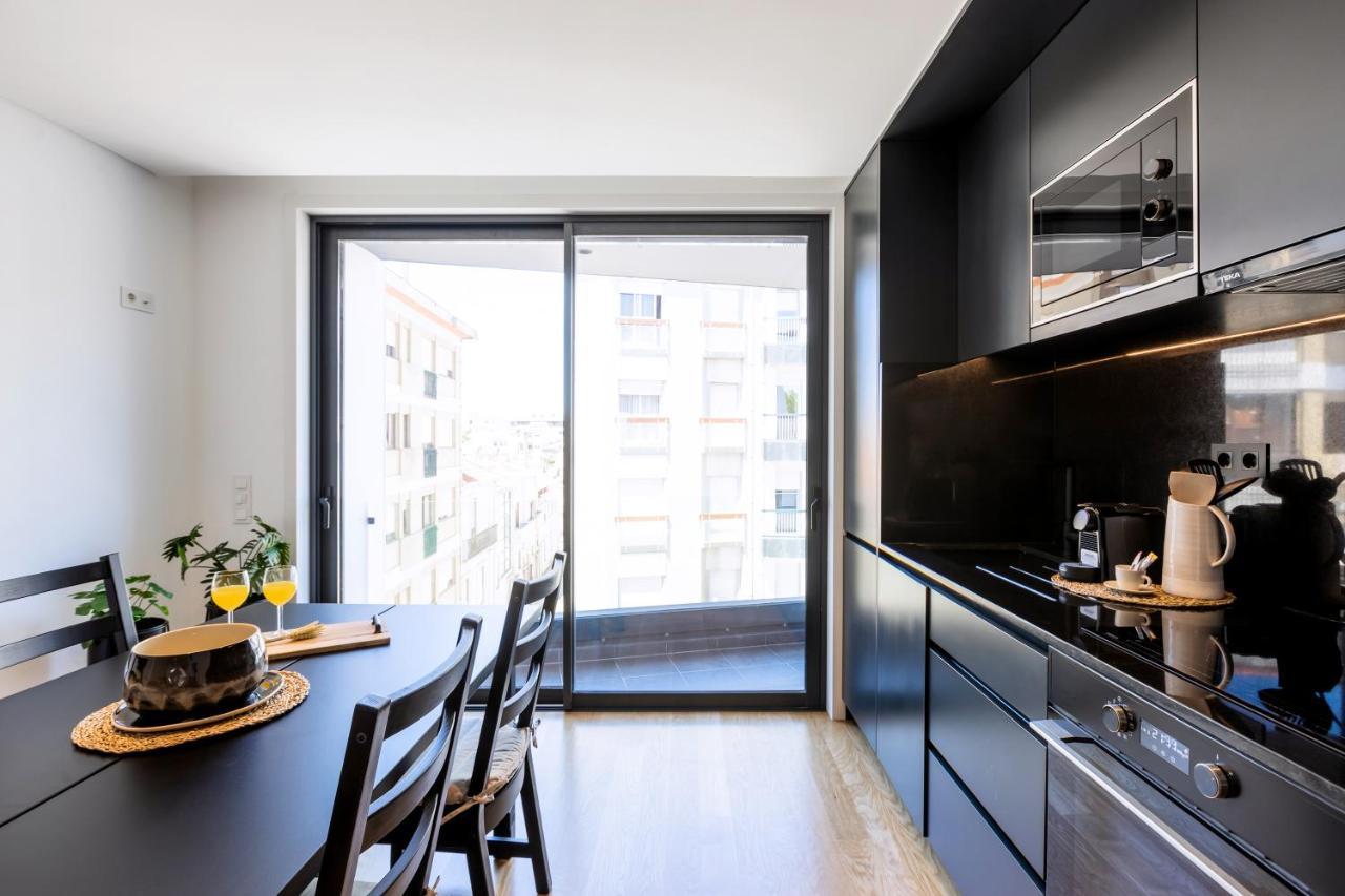 Camoes Downtown With Parking Apartment Porto Exterior photo