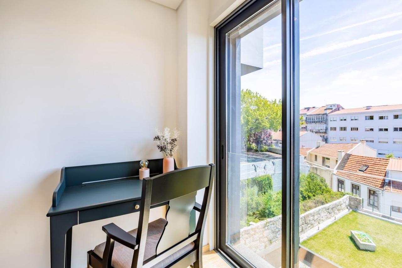 Camoes Downtown With Parking Apartment Porto Exterior photo