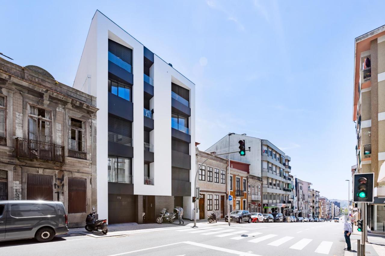 Camoes Downtown With Parking Apartment Porto Exterior photo