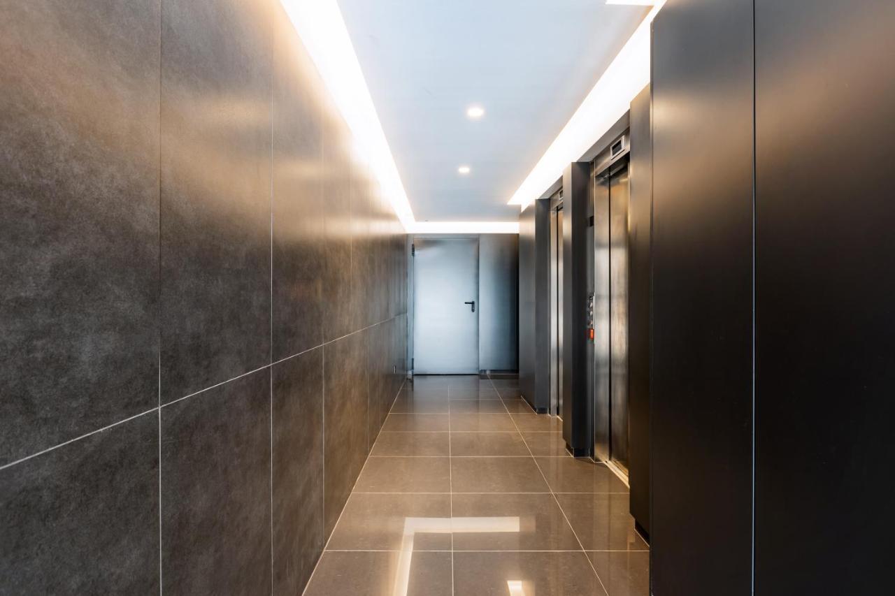 Camoes Downtown With Parking Apartment Porto Exterior photo